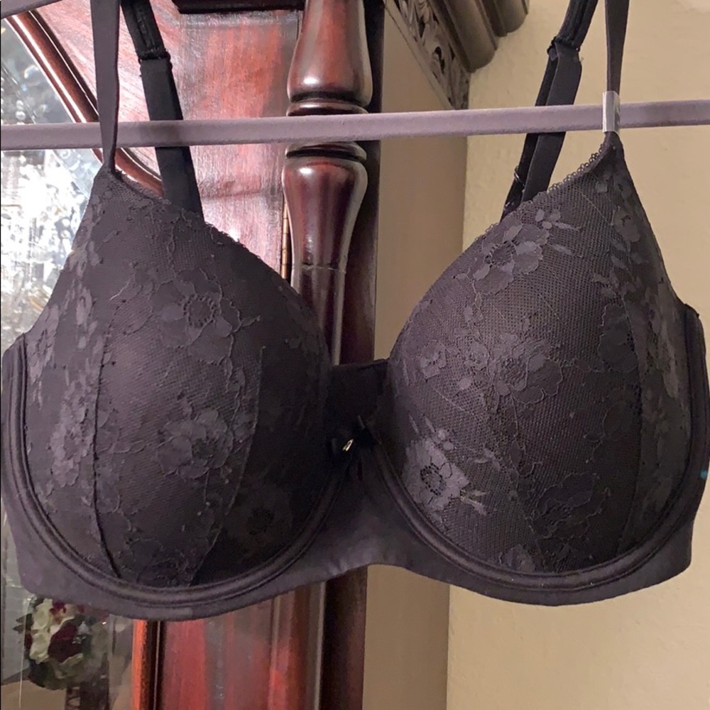 Victoria’s Secret Body by Victoria Bra